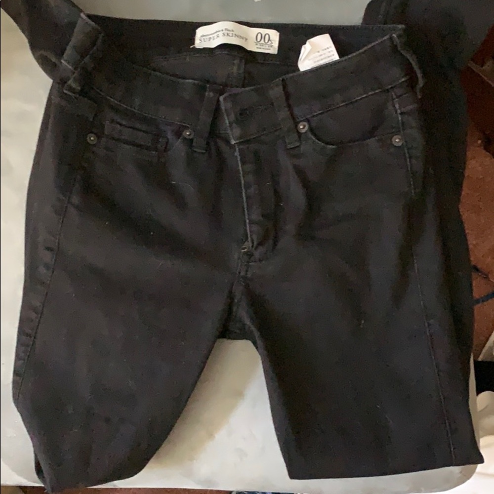 Black skinny jeans